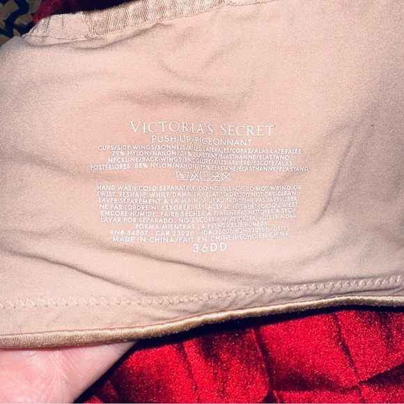Victoria Secret Nude Push up Bra - Picture 8 of 9